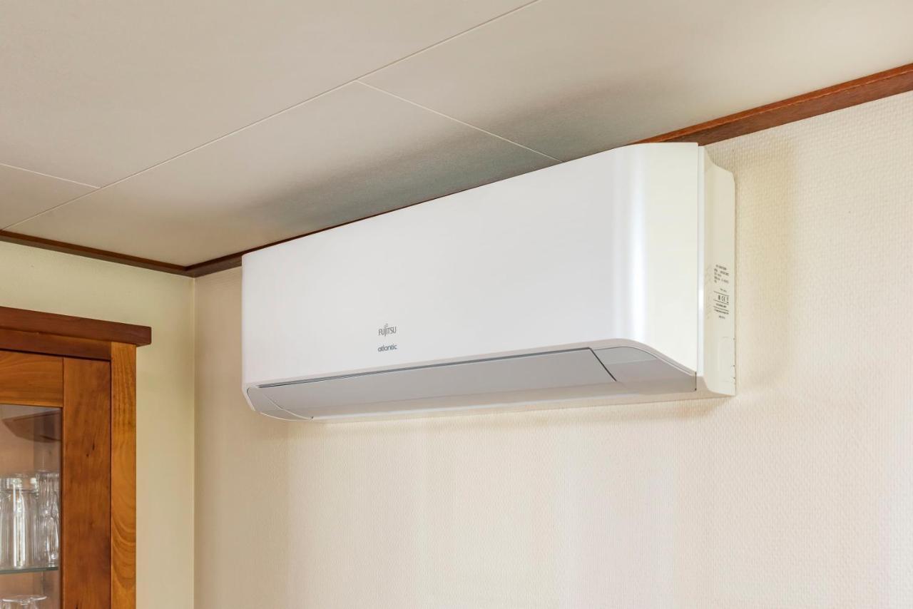 Casa de Férias Groot Hoek Met Airco ,wasmachine, Vaatwasser,droger En Luxe Keuken En Zwembad Op Camping! Immer Besser! *